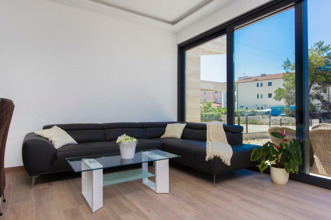 Villa Eden ซรีมา ภายนอก รูปภาพ